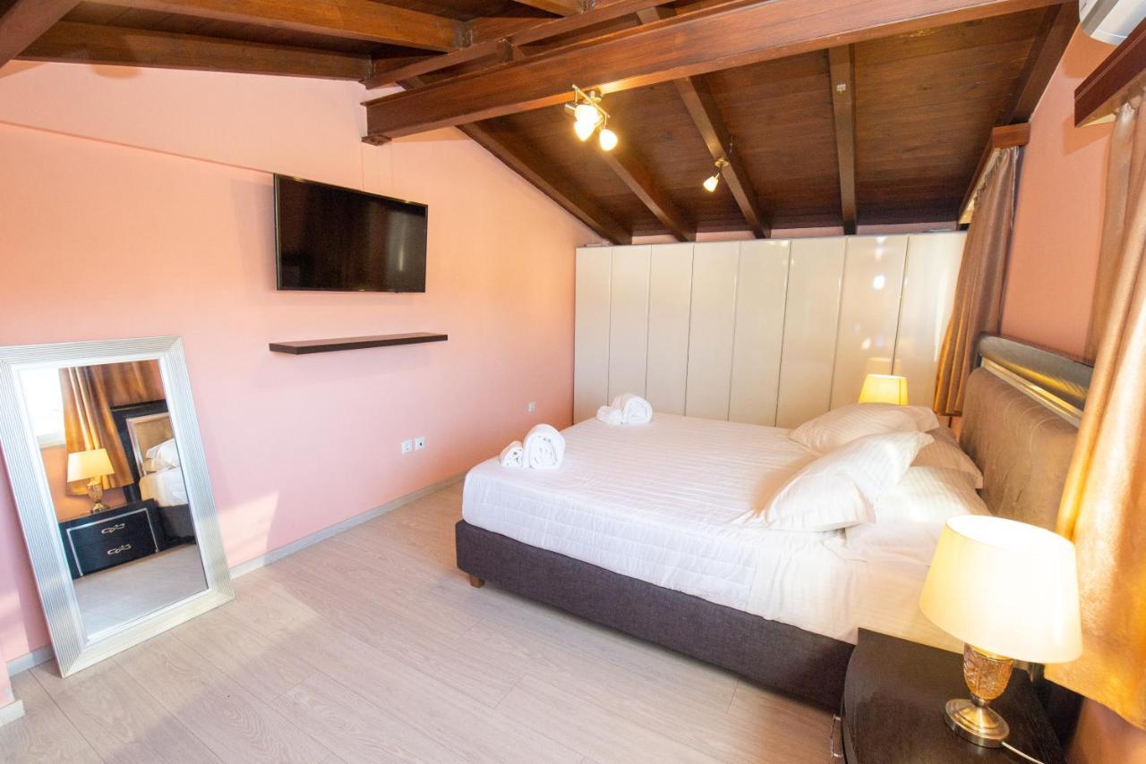Venetian Apartments, 650M From Corfu Port Exterior foto